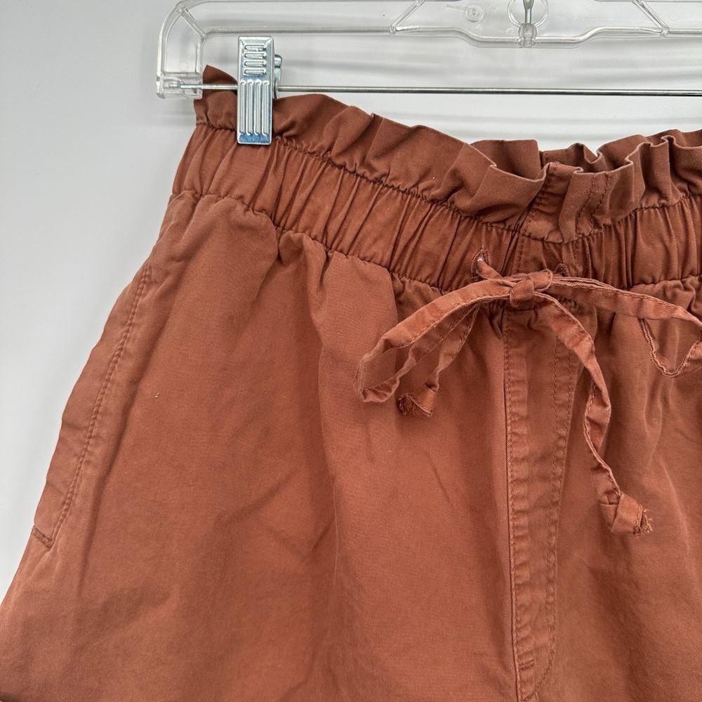 Abercrombie & Fitch Rust Brown Paperbag Waist Cuffed Shorts High Rise Women's M - Picture 4 of 9